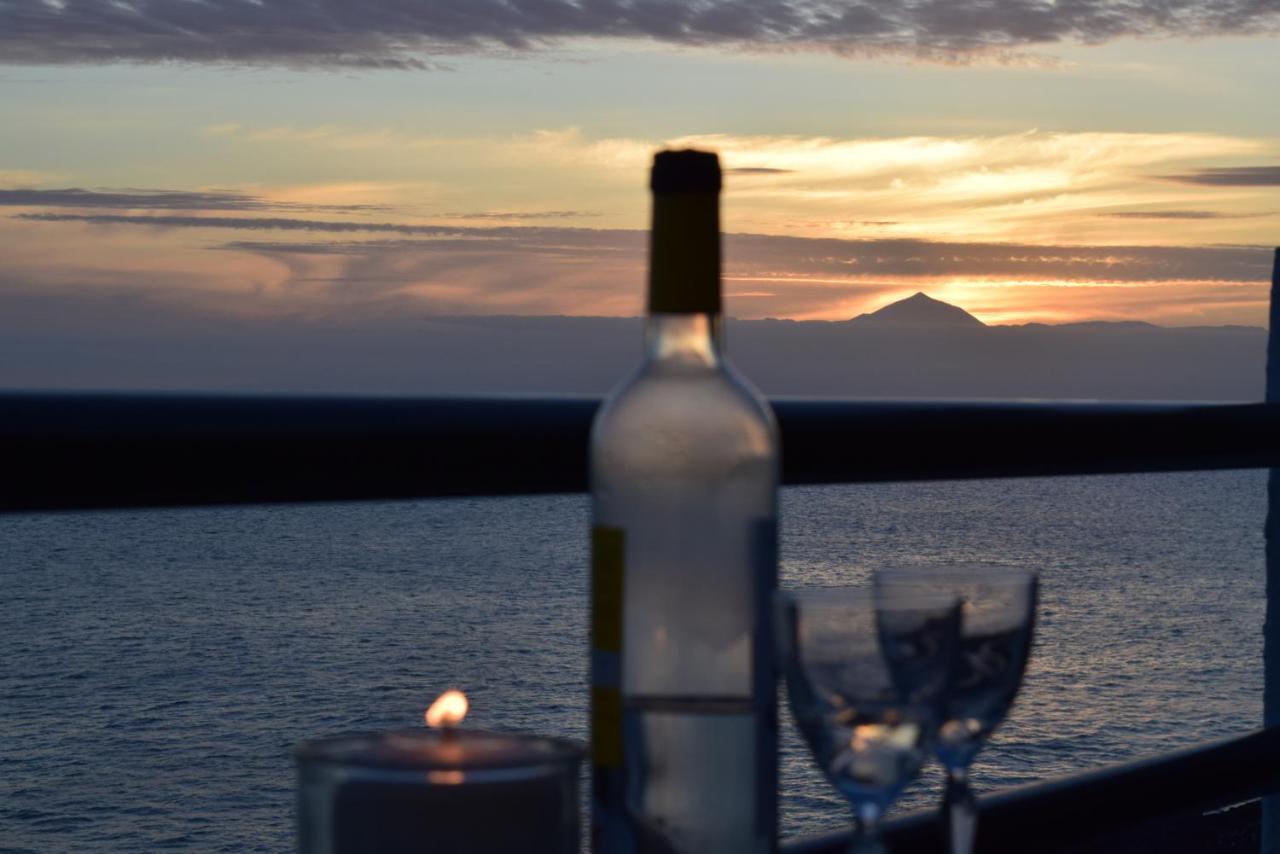 North Cliff *the Ocean Beneath Your Feet* Gáldar